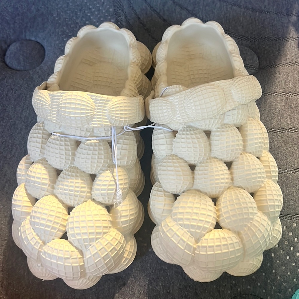 Bubble Slides with strap